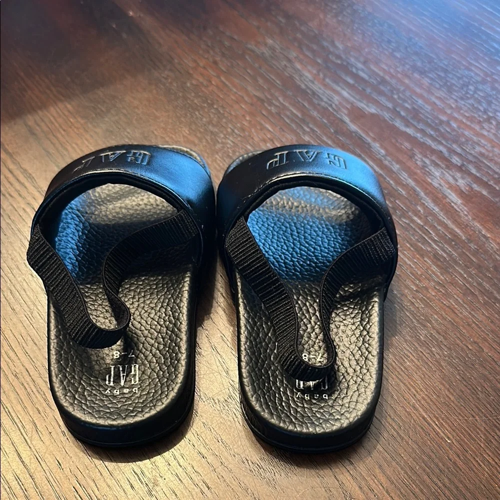GAP Kids Black Slide Sandals Toddler Size 7.5 Slip On Summer Shoes